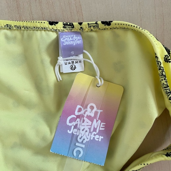 NWT Yellow bandana print Bikini Bottom size small - Picture 4 of 5